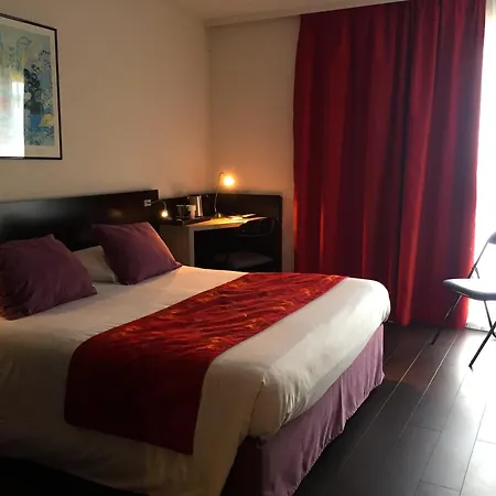 Brit Hotel Golfhotel Saint Samson-3