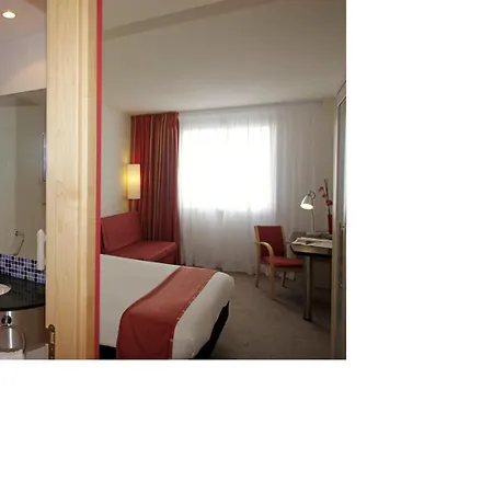 Holiday Inn Express Barcelona City 22@ By Ihg-2