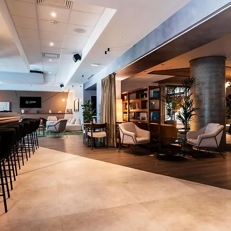Novotel Grenoble Centre-2