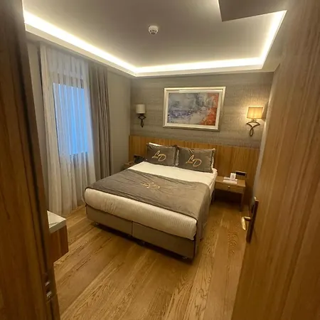 Lady Diana Hotel-3