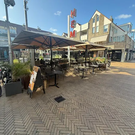 Beach Hotel Katwijk-3