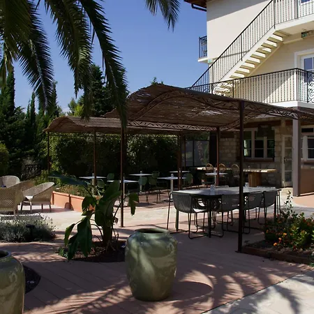 Hôtel Eze Hermitage B&B-2