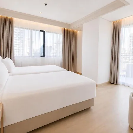 Centre Point Sukhumvit 10-3