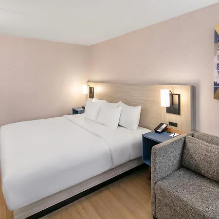 Comfort Inn Sydney - Cape Breton-2