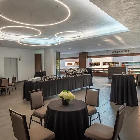 Hilton Long Beach Hotel-3