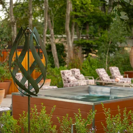 Bishopstrow Hotel And Spa - Small Luxury Hotels Of The World-3