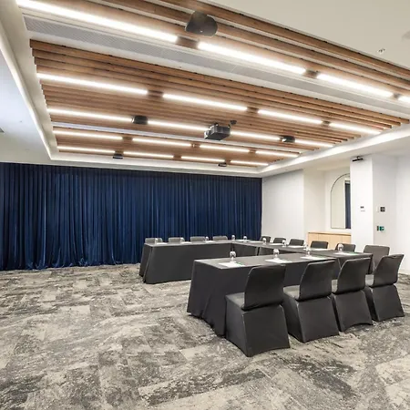 Holiday Inn Dandenong By Ihg-3