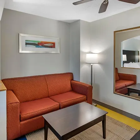 Holiday Inn Express Hotel & Suites Cincinnati-Blue Ash By Ihg-2