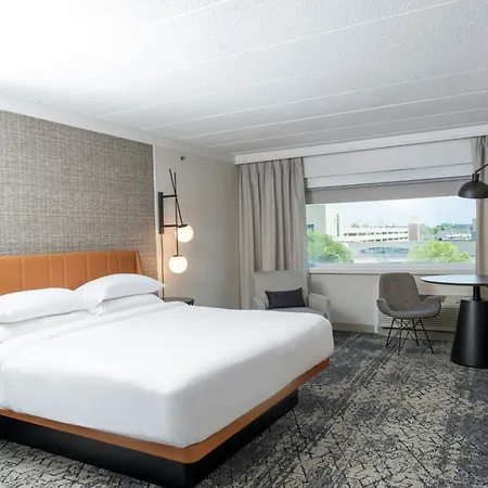 Sheraton Niagara Falls-2