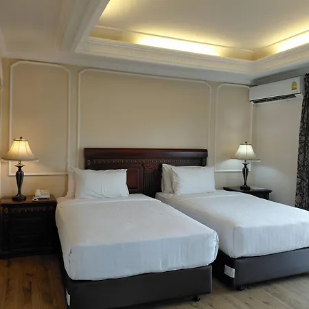 Four Seasons Place Pattaya-3