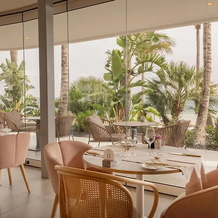 Plus Fariones Suite Hotel-2