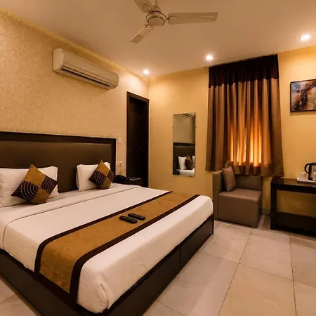 Hotel Kingston Park Near Ganga Ram Hospital-3
