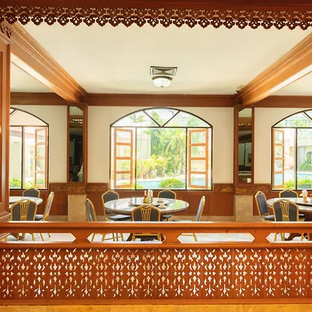 Royal Twins Palace Hotel-2