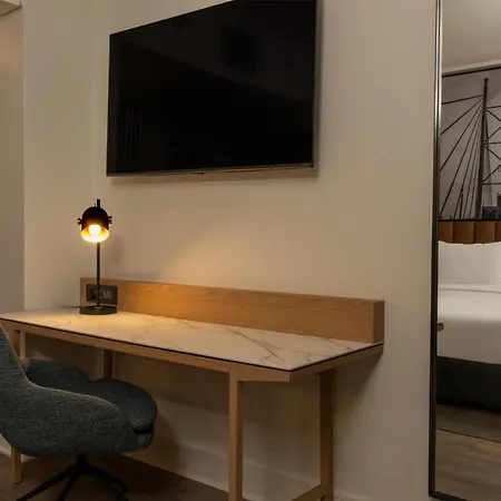 Radisson Blu Gautrain Hotel, Sandton Johannesburg-2