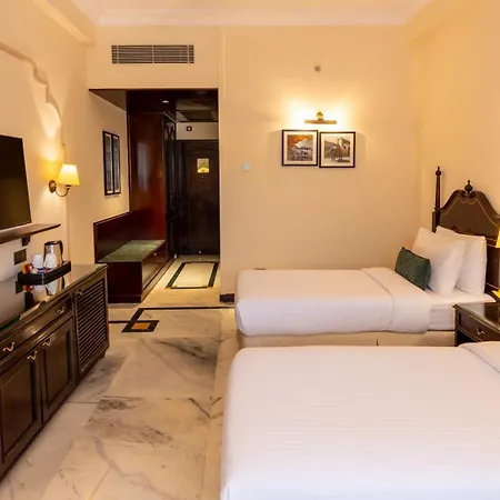 Kk Royal Hotel & Convention Centre-3