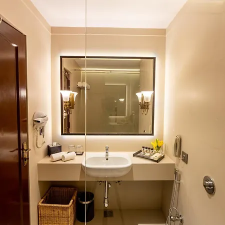 Kk Royal Hotel & Convention Centre-2