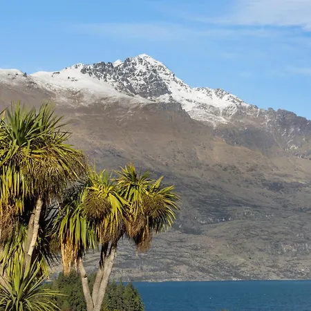 Queenstown Motel Apartments (Adults Only)-3