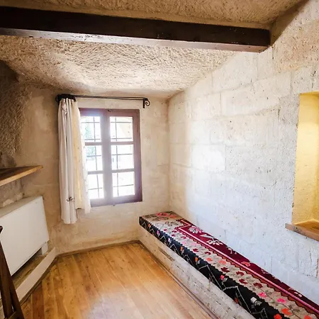 Sultan Cave Suites-3
