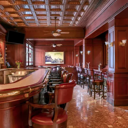 The Hotel Captain Cook-2