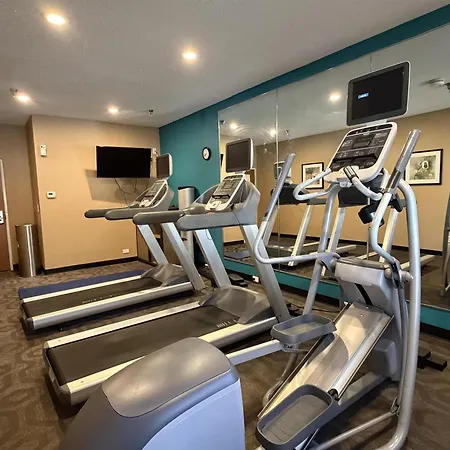 Surestay By Best Western Bismarck-3