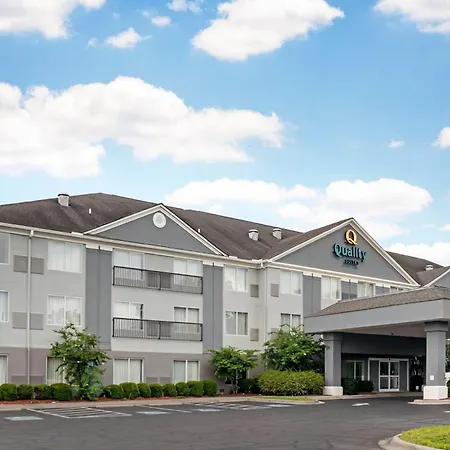 Quality Suites Pineville - Charlotte-3