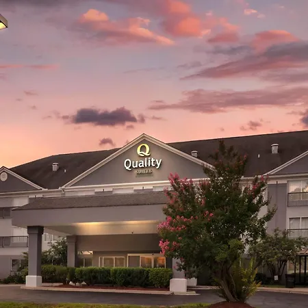 Quality Suites Pineville - Charlotte-2
