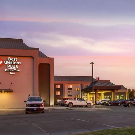 Best Western Plus Cottontree Inn-2