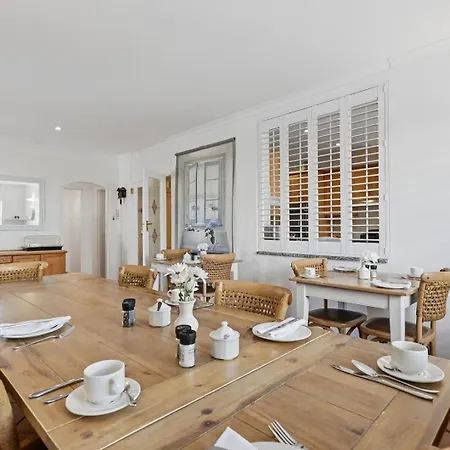 Paradiso Guesthouse & Self-Catering Cottage-2