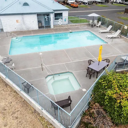 Americas Best Value Inn Phoenix Medford-3