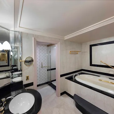 Rihga Royal Hotel Osaka, Vignette Collection By Ihg-2