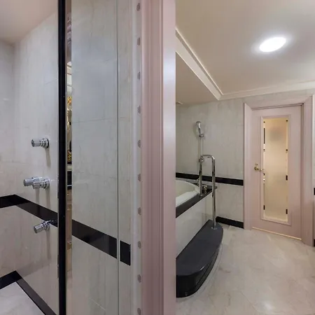 Rihga Royal Hotel Osaka, Vignette Collection By Ihg-3