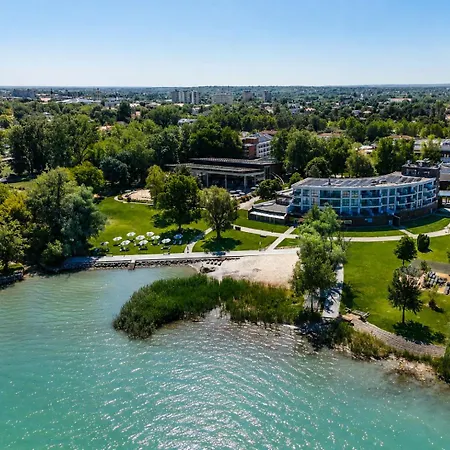 Hotel Azur Premium-2