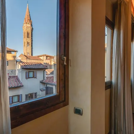 Boutique Hotel In Piazza Della Signoria-3