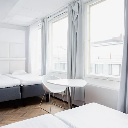 Omena Hotel Helsinki Loennrotinkatu-3