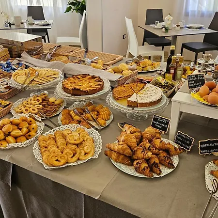 Hotel Linda-2