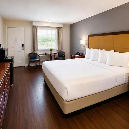 Evergreen Inn-3