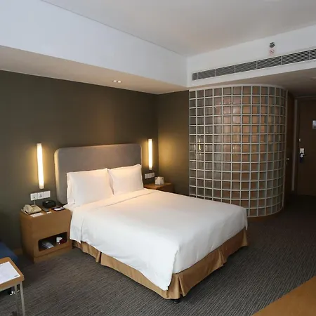 Holiday Inn Express Shanghai Jinsha By Ihg-3
