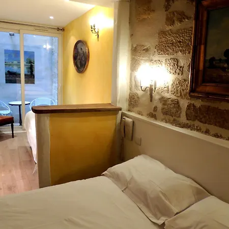 Hotel Du Lys-3