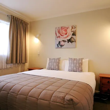 Alpine Motel-2
