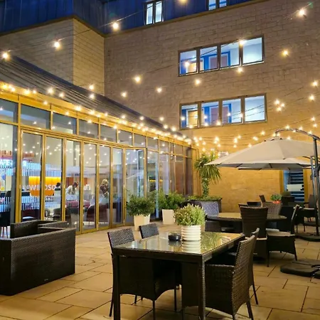 Holiday Inn Express Windsor By Ihg-3