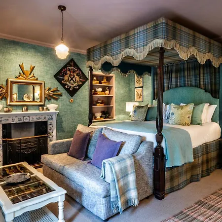 The Loch Lomond Arms Hotel-3