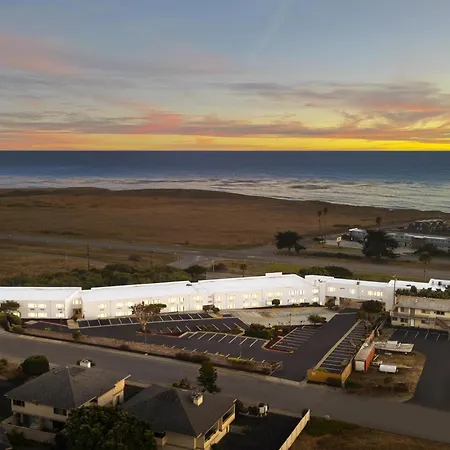 Hampton Inn San Simeon Cambria-2
