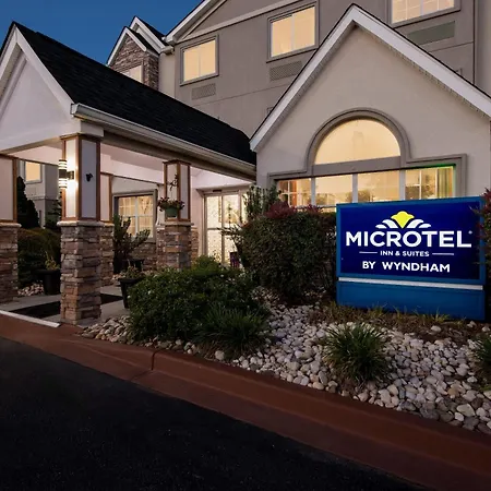 Microtel Inn & Suites - Greenville-3