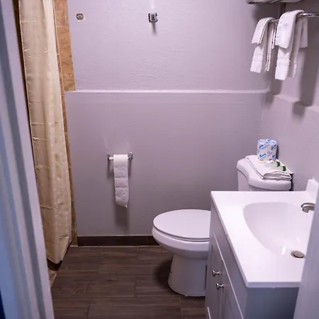 Budget Inn-3