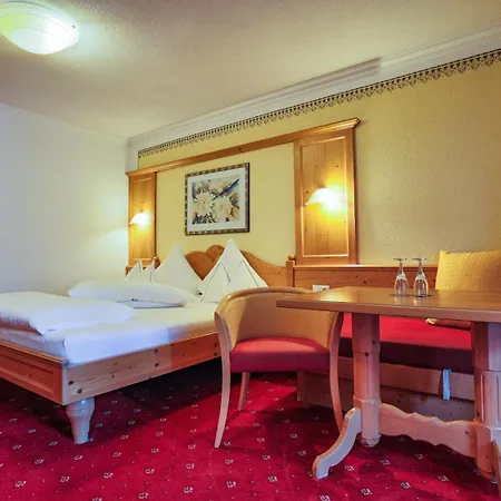 Hotel Alpina-2