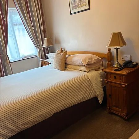 Atlantic Guest House-3