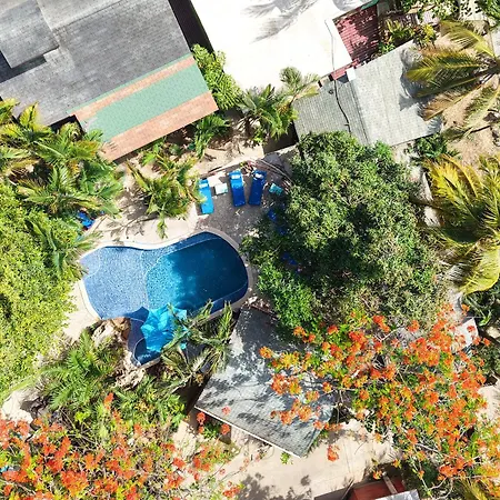 West Bay Lodge And Spa-2