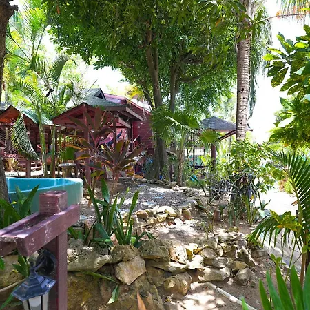 West Bay Lodge And Spa-3