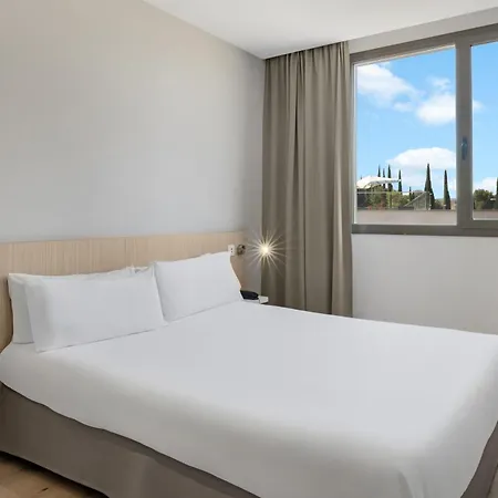 B&B Hotel Barcelona Sant Cugat-3