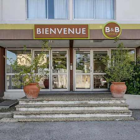 B&B Hotel Nimes Ville Active 3 Etoiles-2